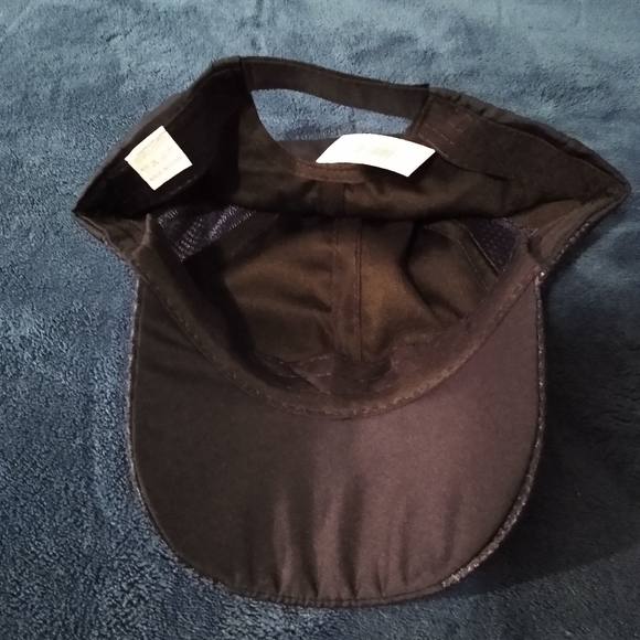 Hats and Sweatbands - Picture 9 of 11